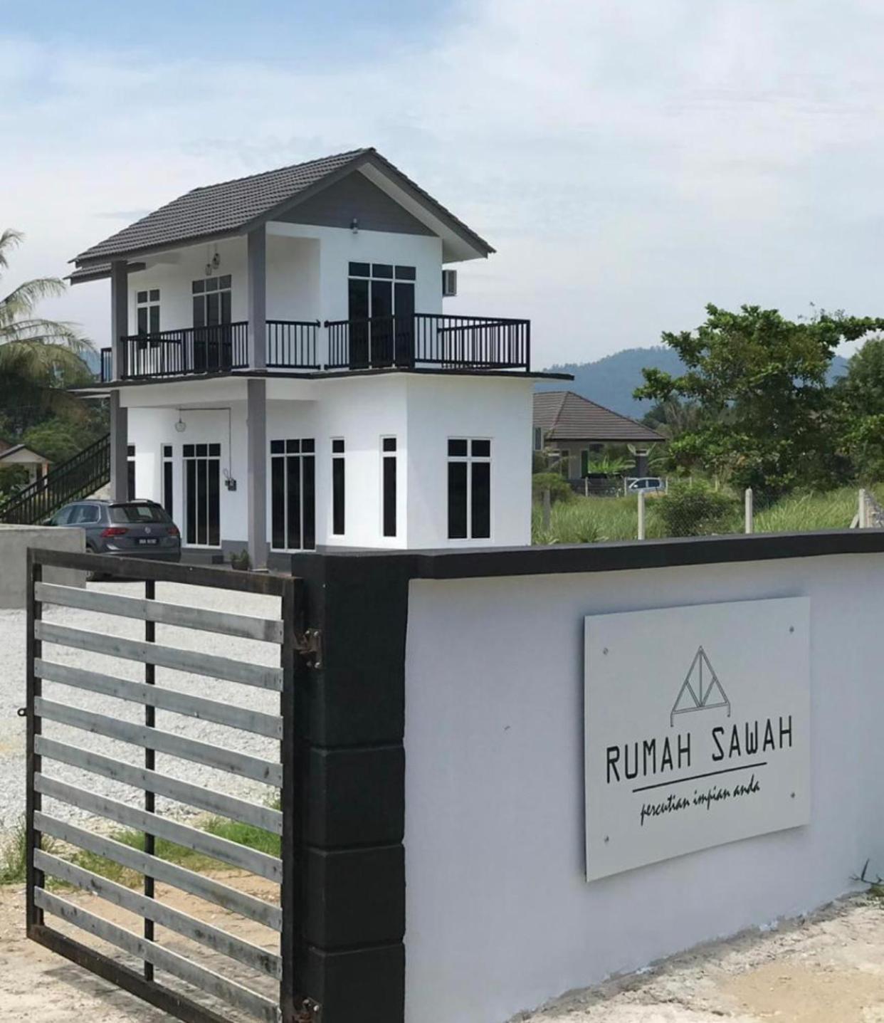 Rumah Sawah Homestay 파시르푸테 외부 사진
