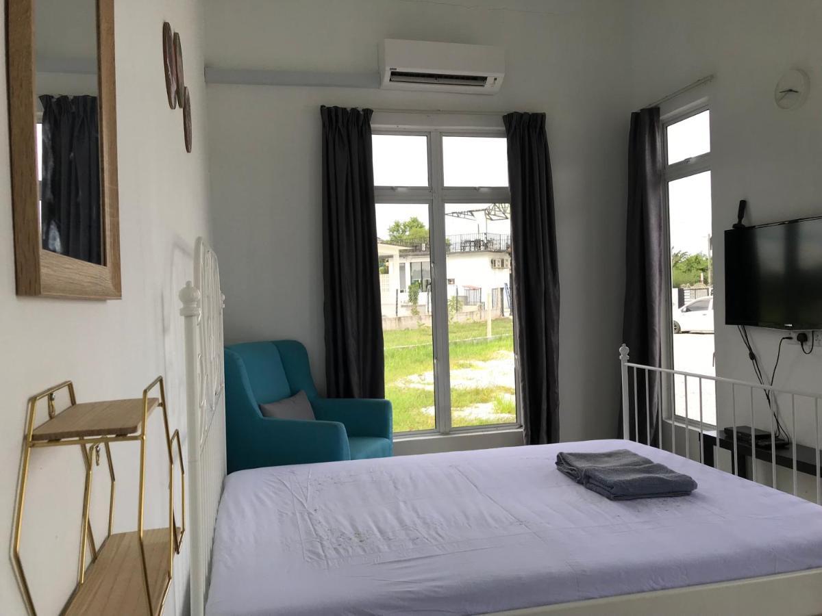 Rumah Sawah Homestay 파시르푸테 외부 사진