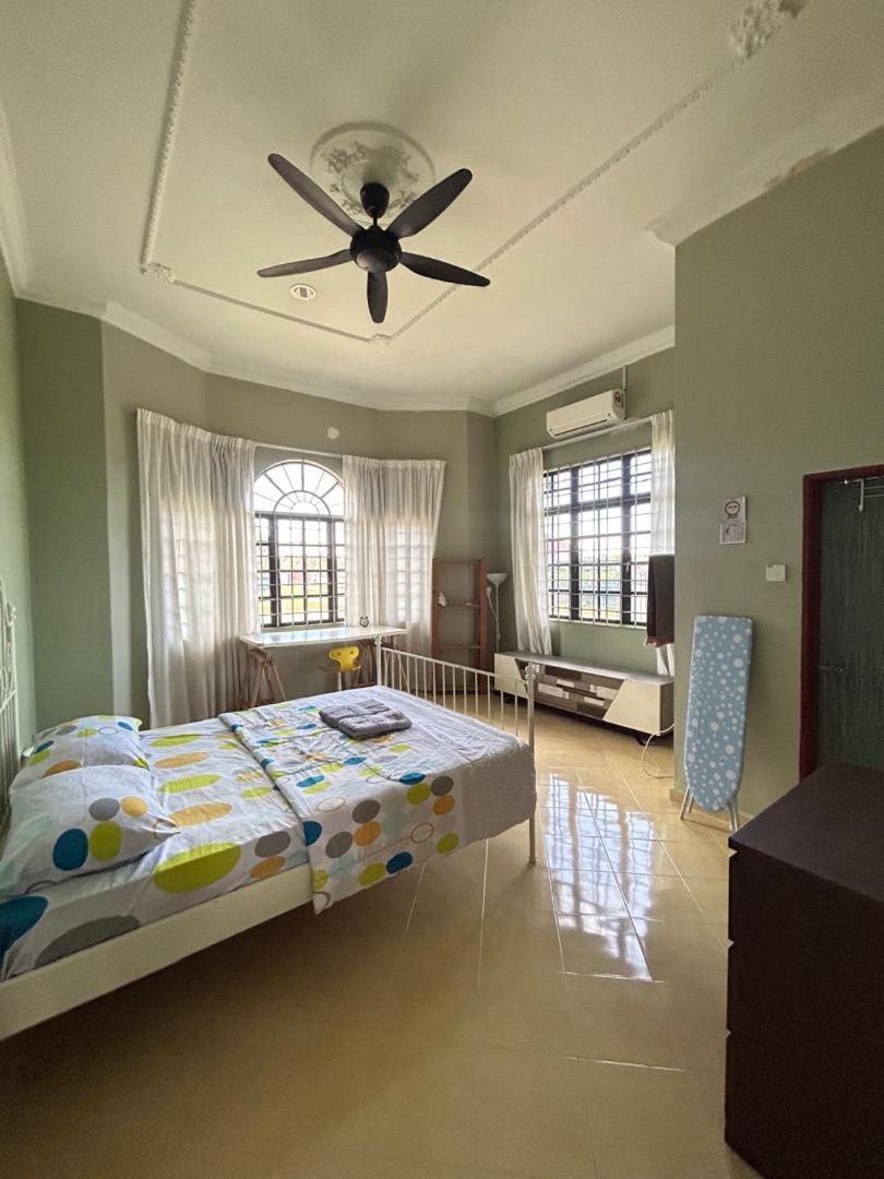 Rumah Sawah Homestay 파시르푸테 외부 사진